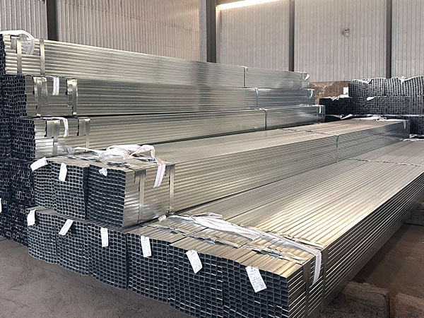 High-quality raw materials for steel pallets