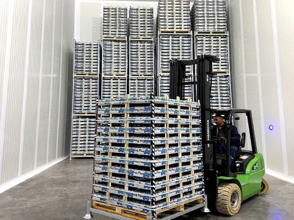 Post Pallet Easier Material Handling